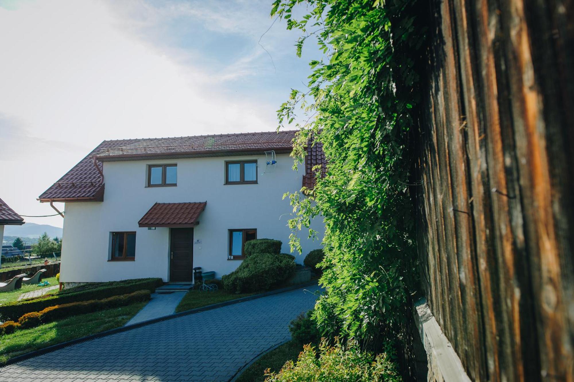 Apartamenty Lesna リマノバ エクステリア 写真