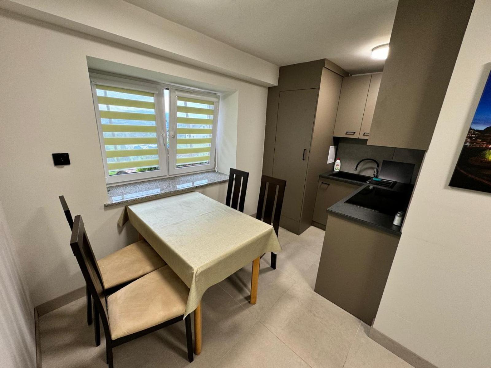 Apartamenty Lesna リマノバ エクステリア 写真